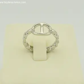 Родиран сребърен дамски пръстен 925 с нежни релефни детайли и полирана повърхност