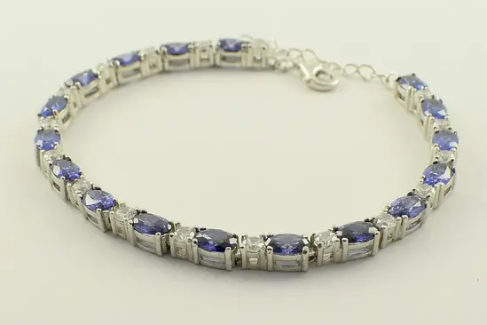 Сребърна гривна с танзанит 8.00 ct и циркони 36240