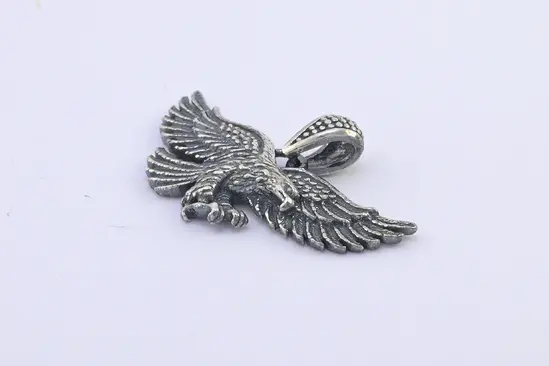Унисекс сребърна висулка 925 орел с декоративна горна халка