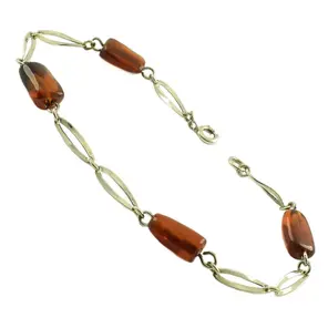 Сребърна дамска гривна с естествен кехлибар – изискан и стилен аксесоар 35780
