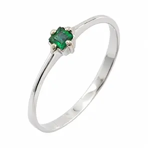 Златен дамски пръстен с естествен смарагд 0.38 ct от бяло злато 14к